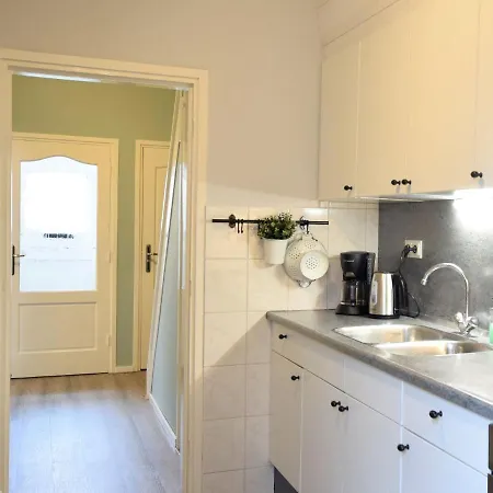 펜션 Attractive Holiday House In Katwijk Near The Beach 카트베이크안제이