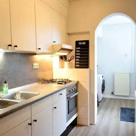 Attractive Holiday House In Katwijk Near The Beach * 카트베이크안제이
